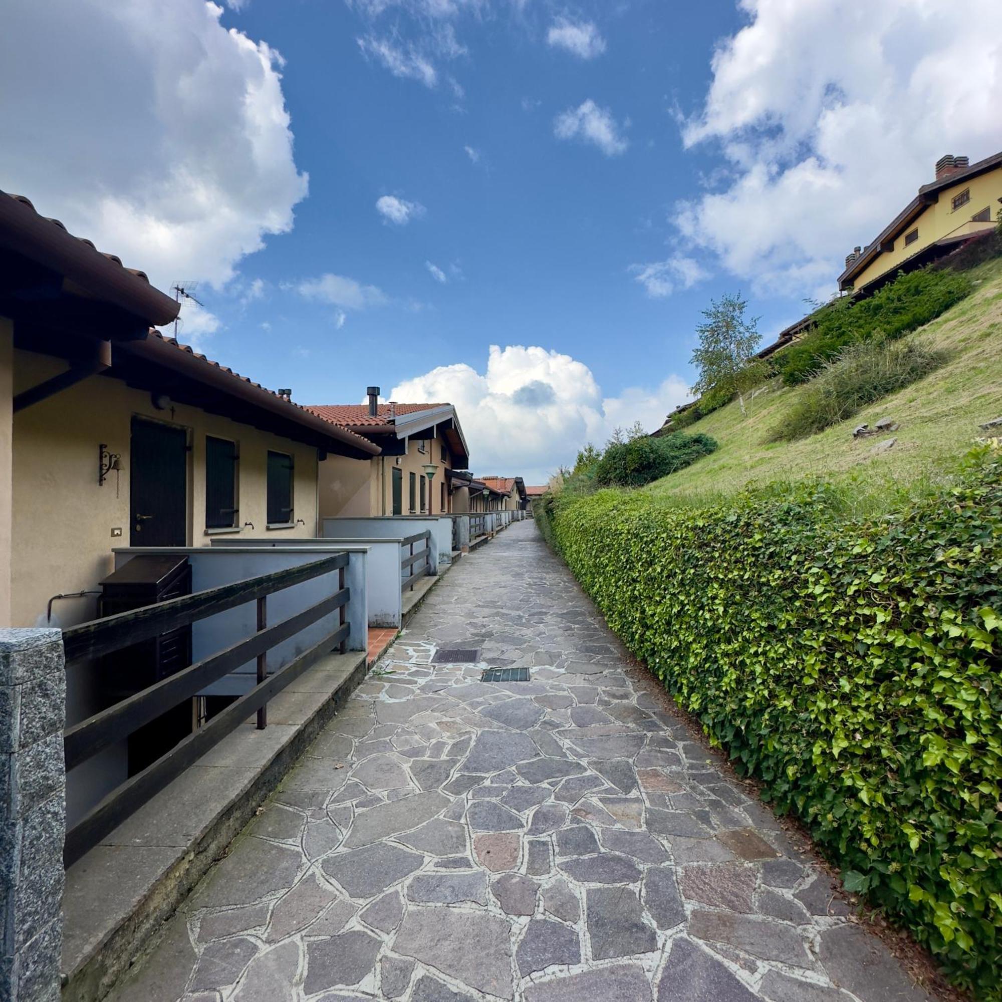 Ferienwohnung Panorama 1200, In The Heart Of The San Fermo Hills Adrara San Rocco Exterior foto